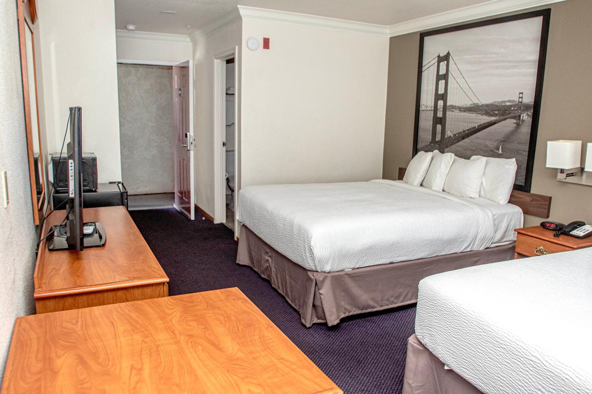 ซูเปอร์ 8 บาย วินด์แฮม วิลลิตส์ Hotel วิลลิทส์ ภายนอก รูปภาพ