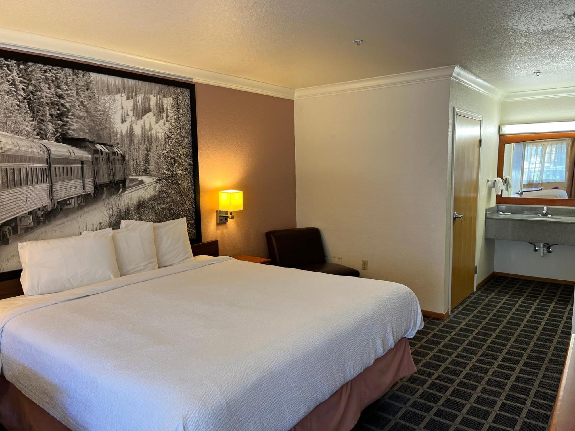 ซูเปอร์ 8 บาย วินด์แฮม วิลลิตส์ Hotel วิลลิทส์ ภายนอก รูปภาพ