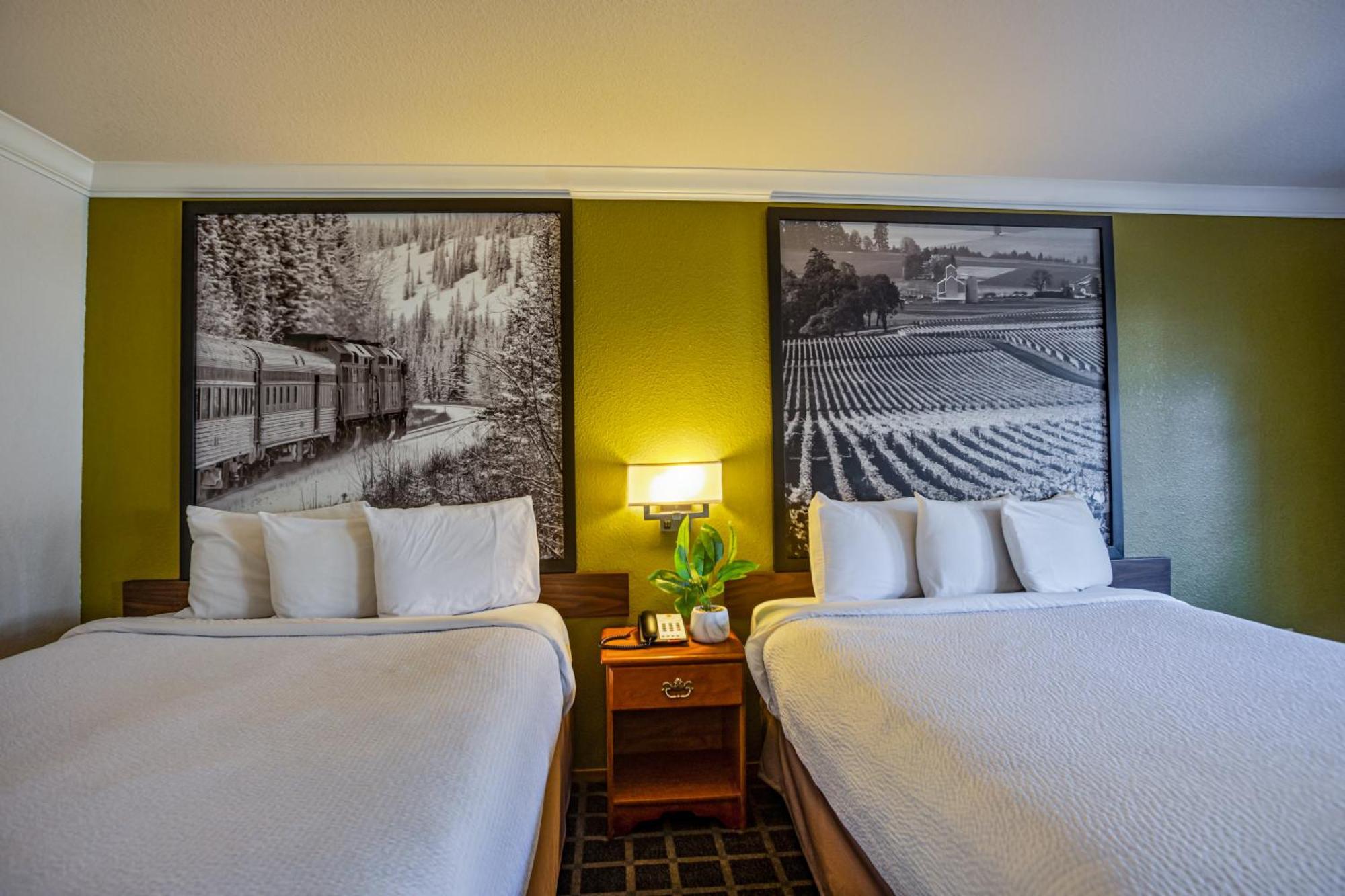 ซูเปอร์ 8 บาย วินด์แฮม วิลลิตส์ Hotel วิลลิทส์ ภายนอก รูปภาพ