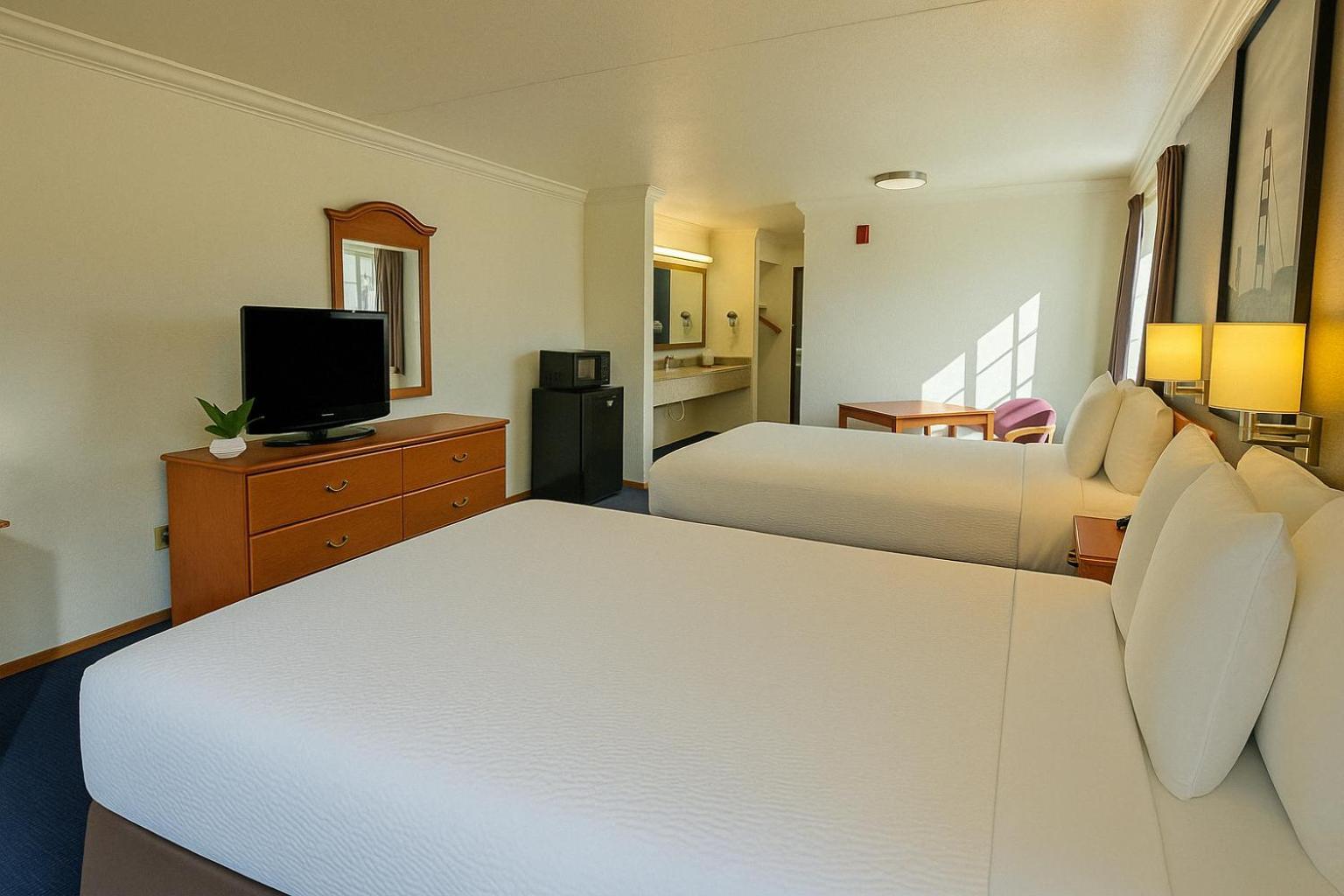 ซูเปอร์ 8 บาย วินด์แฮม วิลลิตส์ Hotel วิลลิทส์ ภายนอก รูปภาพ